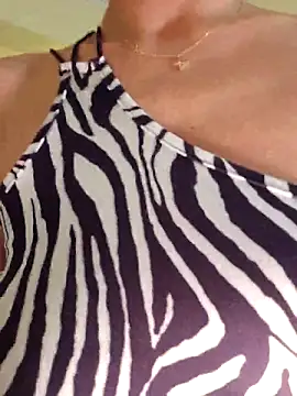 VIKS_SECRET's Live XXX Chat