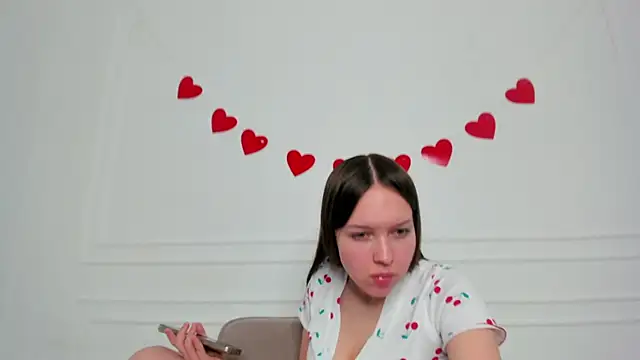 Онлайн чат XXX lunahush