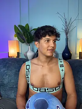 Chat +18 de Leo_Savage_ ao vivo