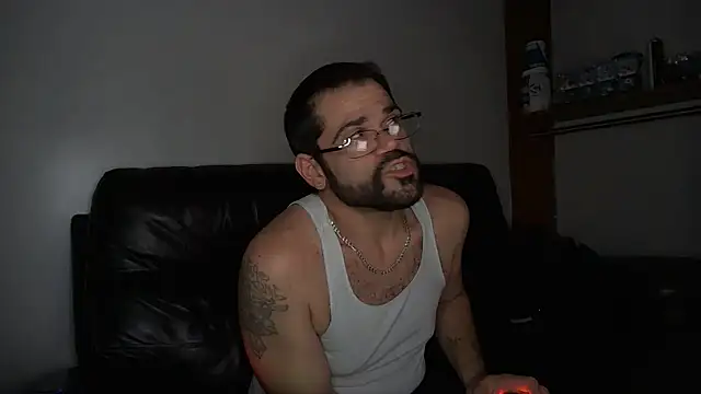 Zander823: απευθείας συνομιλία ΧΧΧ