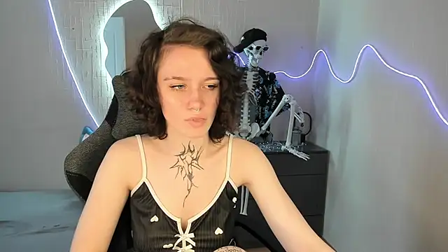 Elastikisss live XXX chat