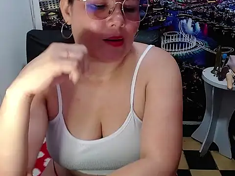 tila_nastyy live XXX chat