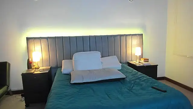 adriana71 Chat XXX live