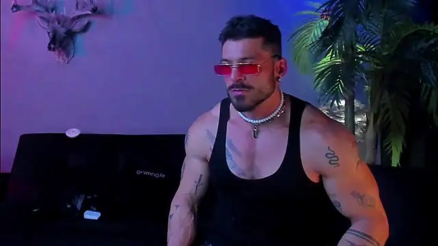 dennis_cox1 Show Webcam