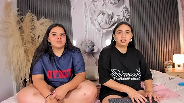 AmbarandgabのライブXXXチャット