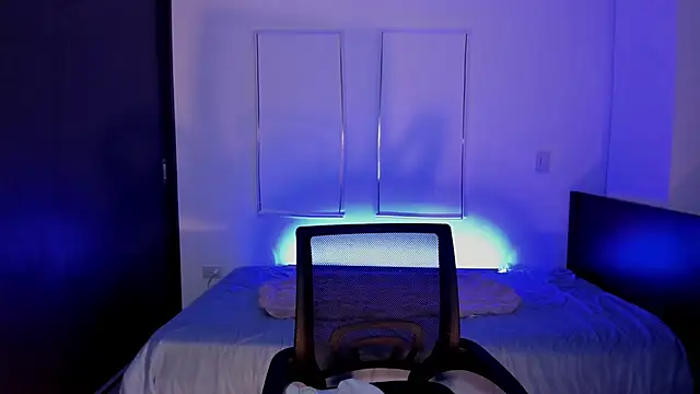 Czat XXX na żywo – MeganWhite3