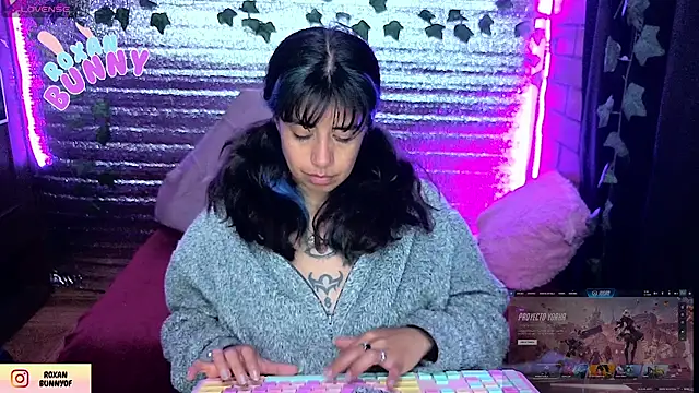 Roxanbunny1: онлайн-секс-чат