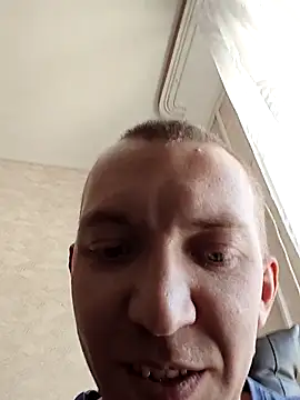 Chatroom XXX en direct de _uncle_Mitya-43_