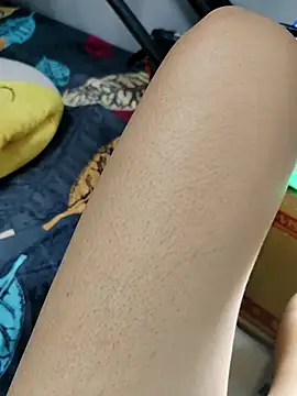 xxHOTIRINAxx Chat XXX in diretta