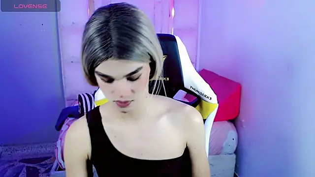 Chat XXX en directo de Sophiaa_doll_