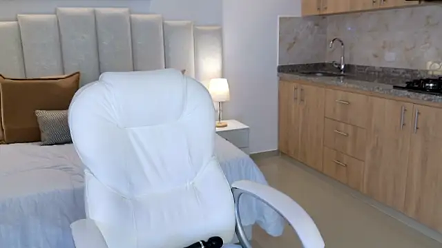 Saskia_litt élő XXX-chatje