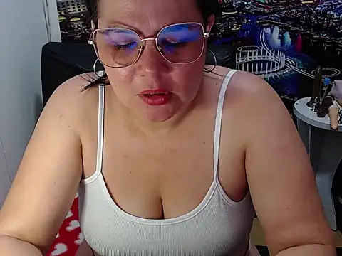 tila_nastyy: онлайн-секс-чат