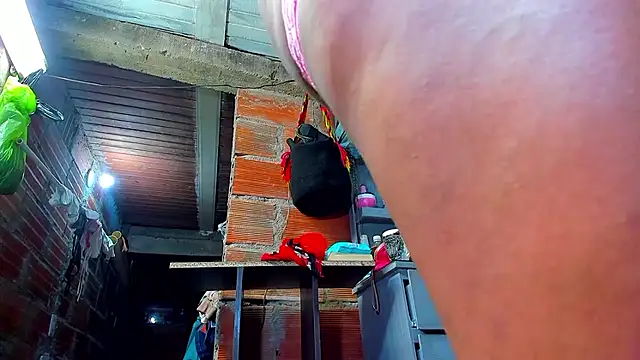 Chat XXX ao vivo de lucianabigcockxx