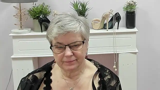 Show modela IrisDream na web-kameri