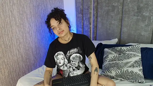 KatherineGomez Live XXX-Chat