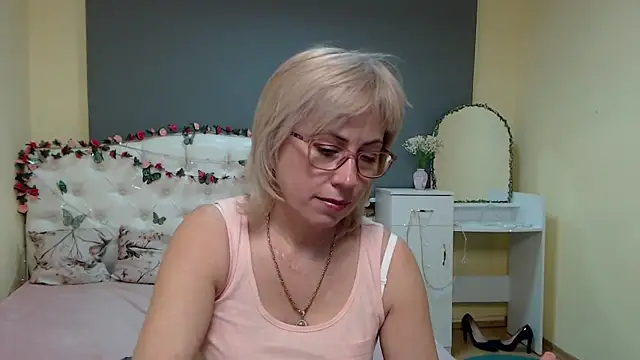 LaurenWishy Live XXX-Chat