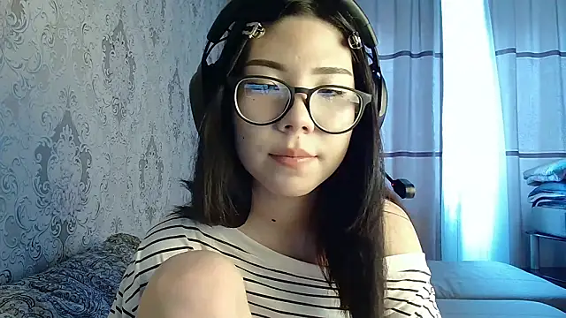 AprilOnilll Live XXX-Chat