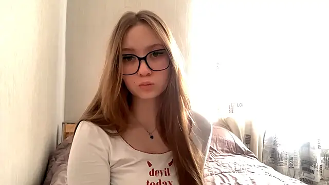 Živý XXX chat Fayalotyncute