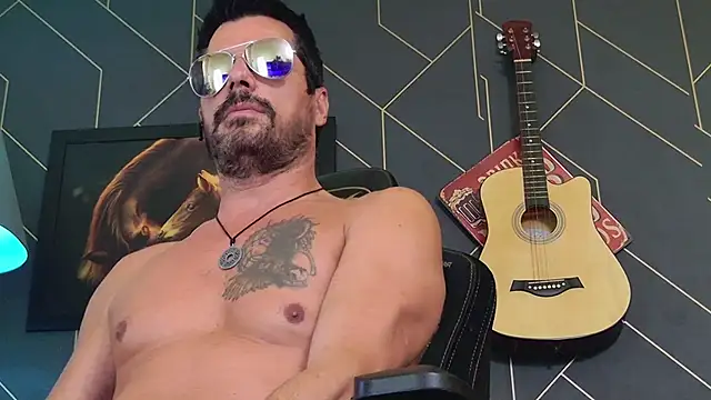 О нлайн чат XXX ChrisKox