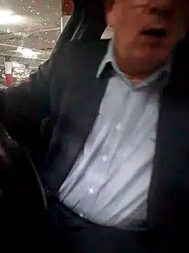 cutpiercedcock Webcam show