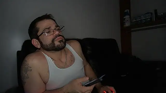 Zander823 Chat XXX in diretta