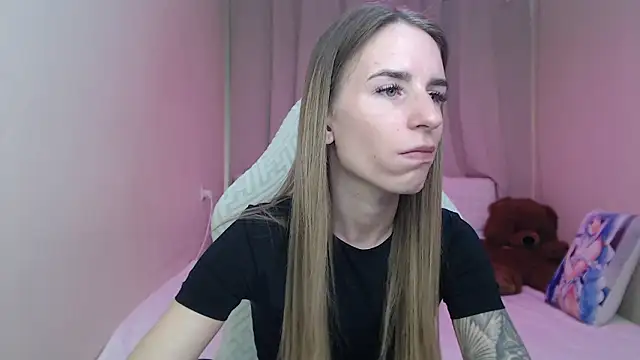 DeboraHorny 웹캠 쇼