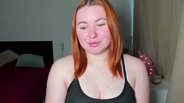 LAYLAxSTAR live XXX chat