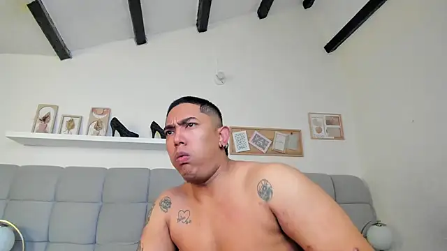 erotic_sins Webcam show