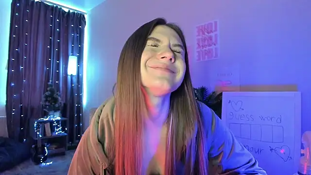 luna_lust_212 Adlı Modelin Canlı XXX Sohbeti