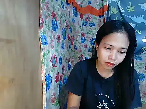 PinaySkinnyGirl: онлайн-секс-чат