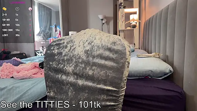 Živý XXX chat emily_is_here_