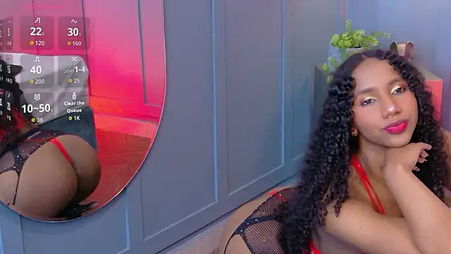 Chloe-Rose- Live XXX-Chat