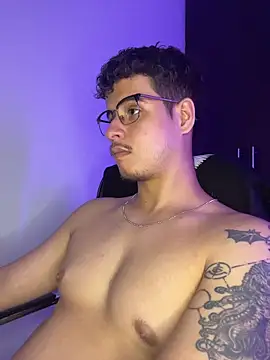 BjornSteel's Live XXX Chat