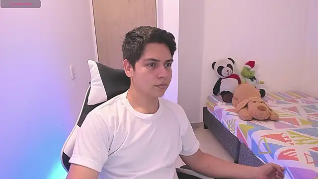 Asta_YunoXXX webkamerás műsora