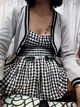 Haralushiaaa: онлайн-секс-чат