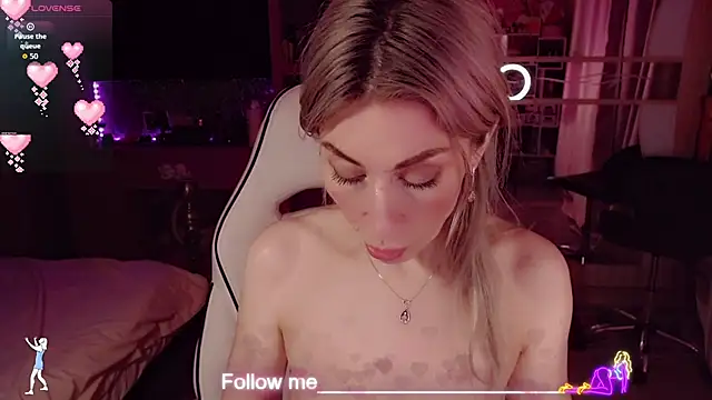 AnnieGOld_ Live XXX-Chat