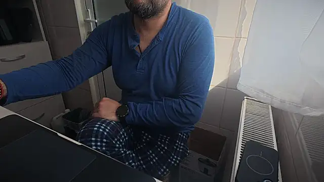 Živý XXX chat TARKAN1