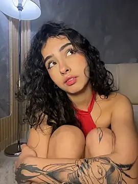 แชท XXX สดของ RosseMelody