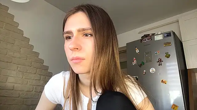 ElsieKuhlmann: онлайн-секс-чат