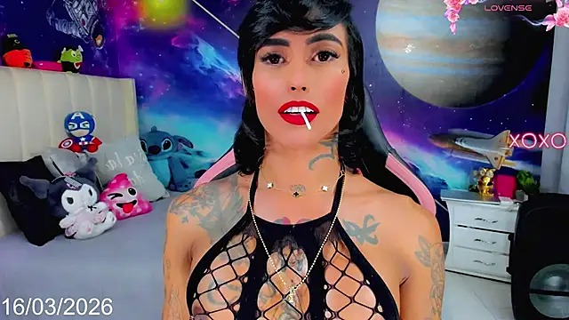 Nella_Dollsn Webbikameraesitys