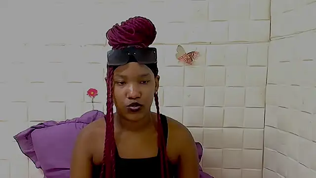 EroticSexyPrada's Live XXX Chat