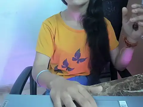 Chat XXX en directo de Hotsurbhi