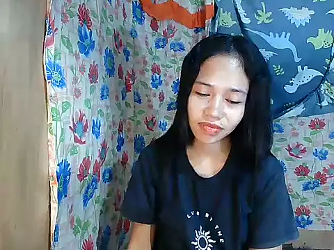 PinaySkinnyGirlのライブXXXチャット