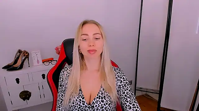 Chat +18 de MargaritaRose ao vivo