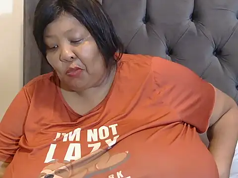 nancy111: онлайн-секс-чат