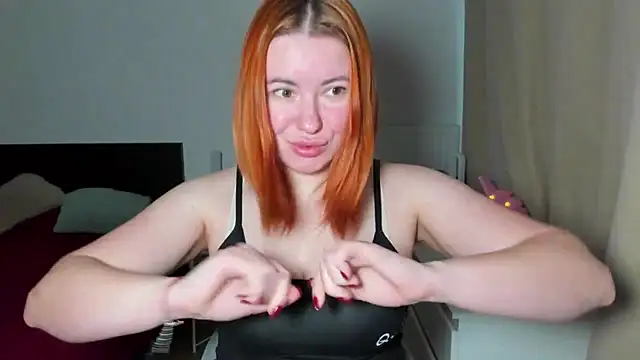 XXX chat uživo modela LAYLAxSTAR
