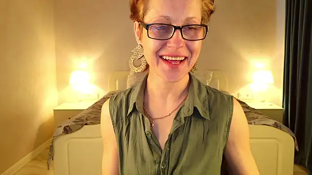 LioraWeiss' Live XXX Chat