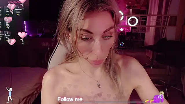 AnnieGOld_ – Live XXX-chat