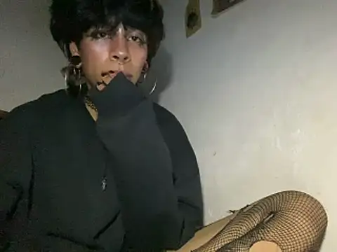 kirito_kun: διαδικτυακό σόου στην κάμερα