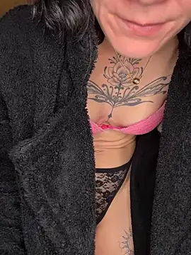 Czat XXX na żywo – YourLittle_dream_